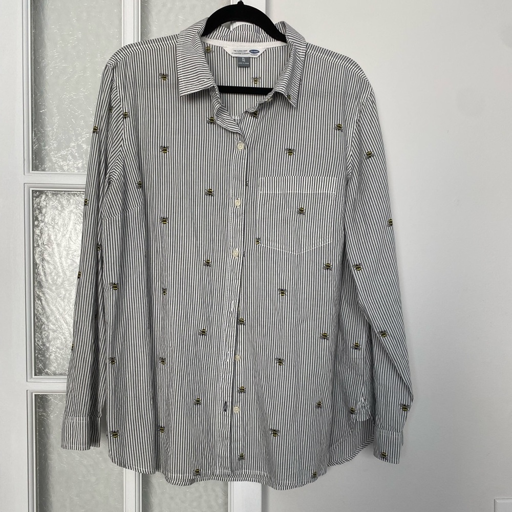 Button Up Striped Shirt with Bee design